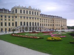Pałac Schoenbrunn. Trochę za dużo klasycyzmu jak na mój gust. Fot. John fitzburn/CC-by-SA 3.0/Commons